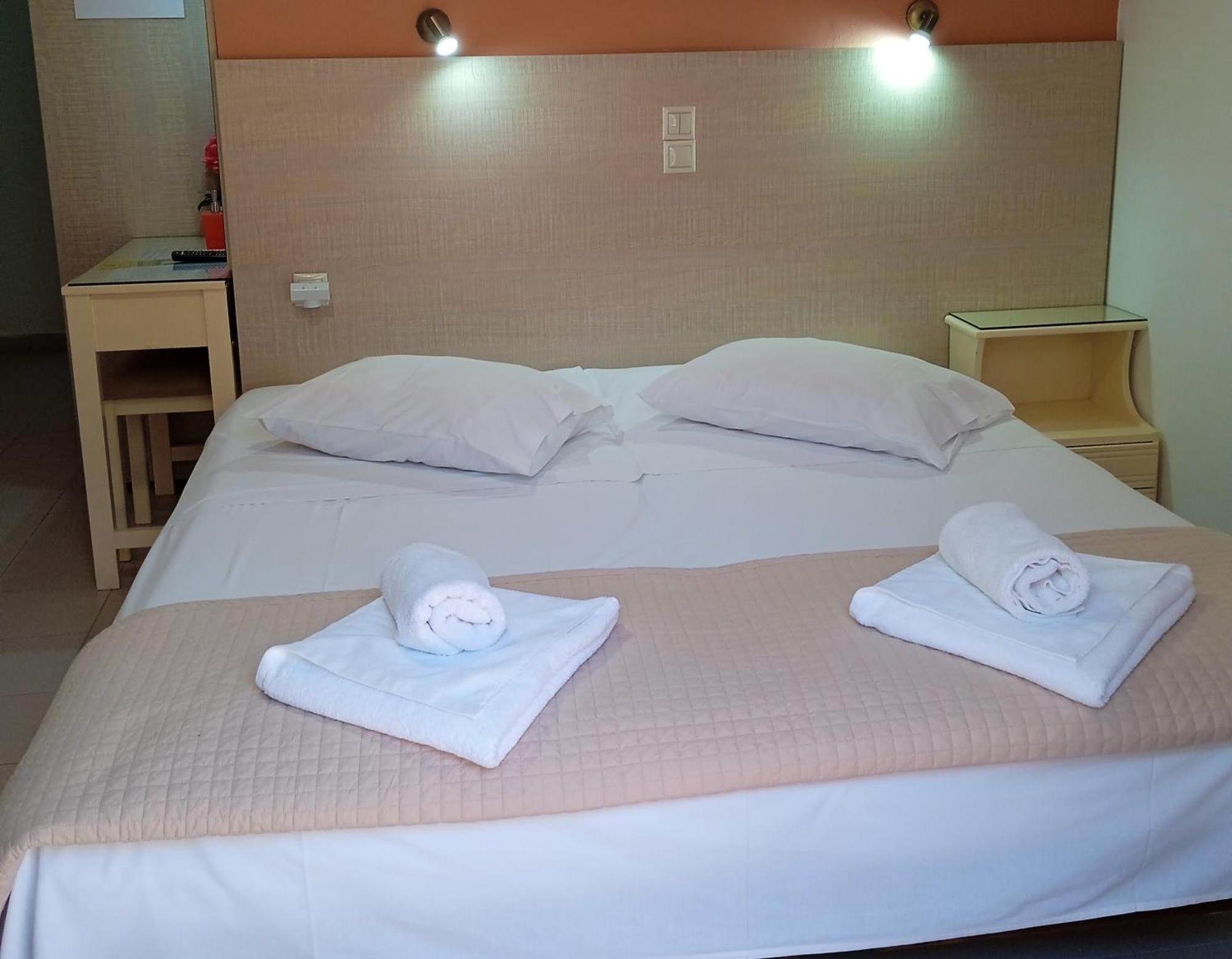 Ilona Apartments Chania Kato Daratso Habitación foto